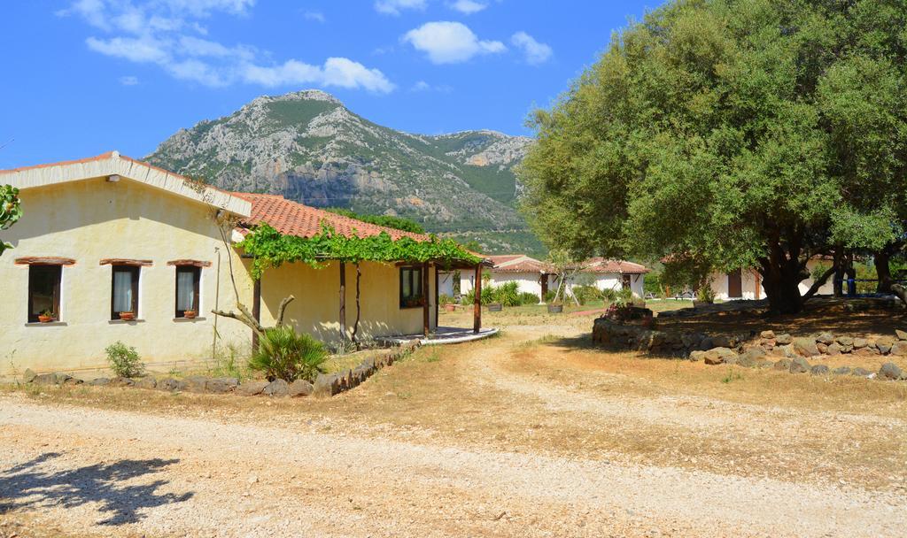 Agriturismo Rubinu Galtellì Extérieur photo