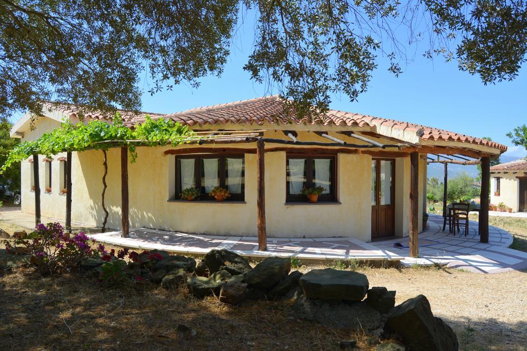 Agriturismo Rubinu Galtellì Extérieur photo
