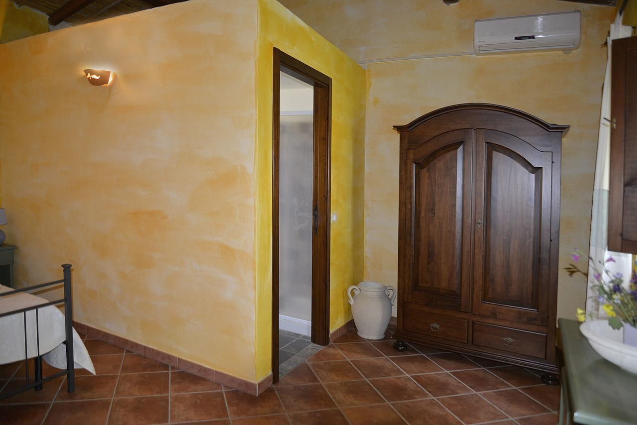 Agriturismo Rubinu Galtellì Extérieur photo