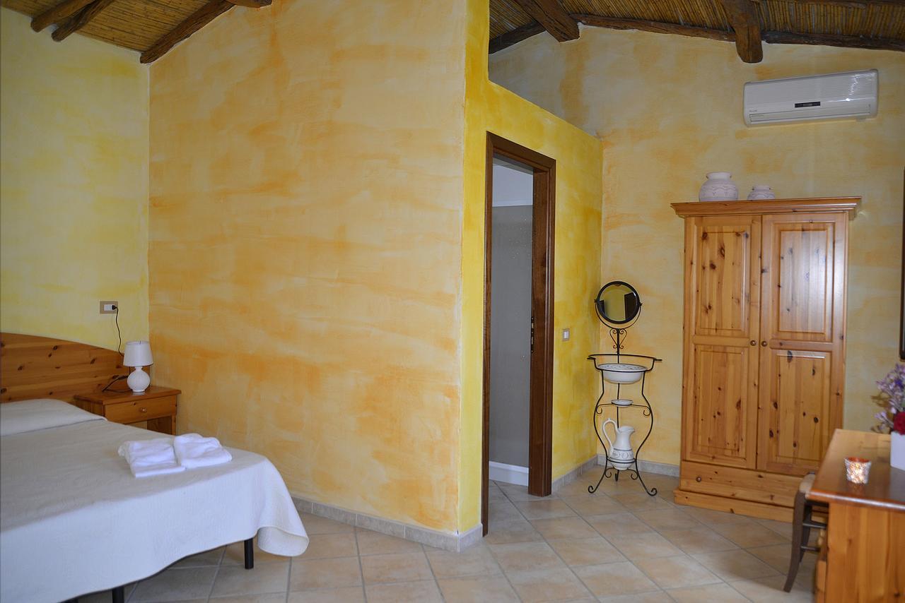 Agriturismo Rubinu Galtellì Extérieur photo