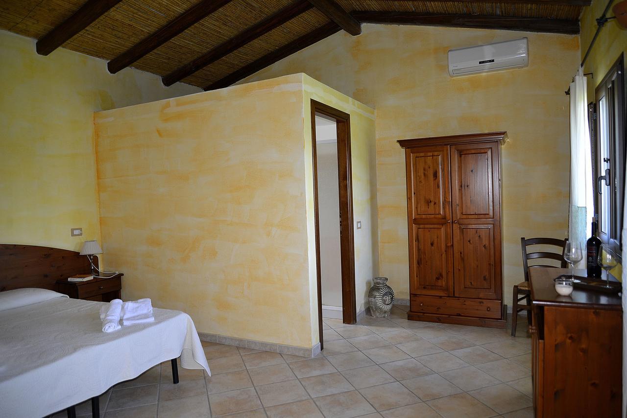 Agriturismo Rubinu Galtellì Extérieur photo